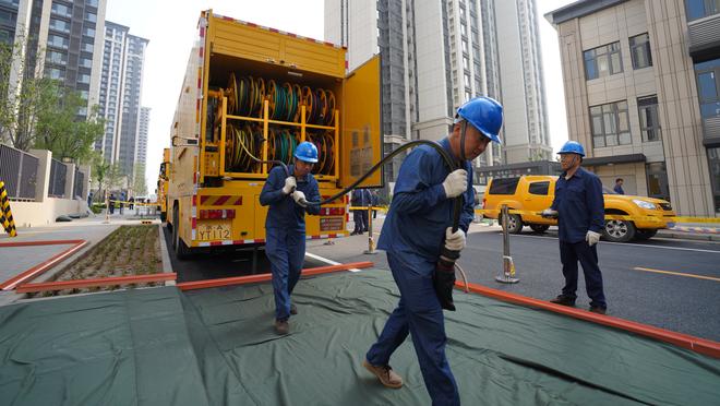 约基奇常规赛第110次砍下三双 历史第四